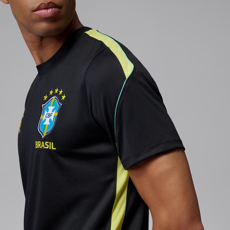 Camiseta Brasil Dri-FIT Jordan Strike 2026 Treino Masculina